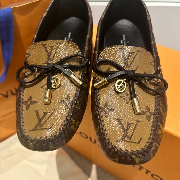 🛍️Louis Vuitton Moccasin🛍️ - Picture 6 of 7